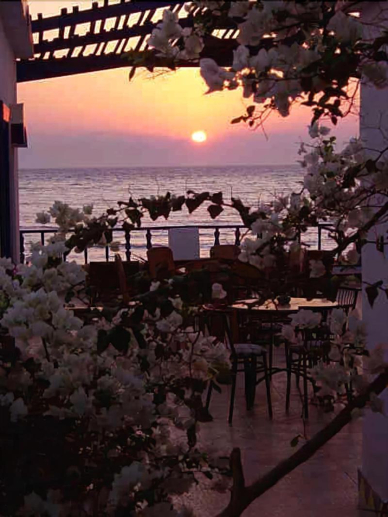 Neptune Hotel Dahab Esterno foto