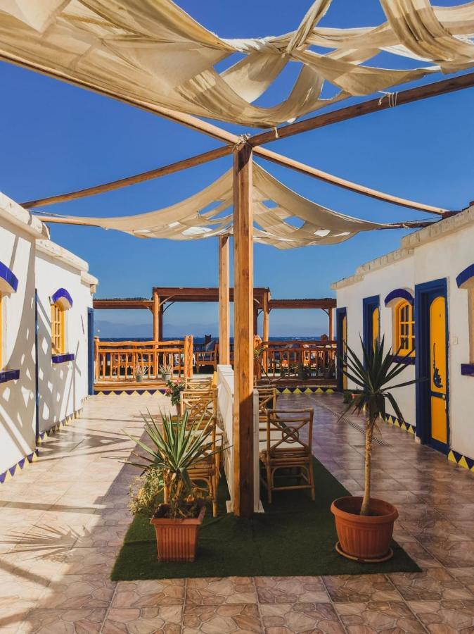 Neptune Hotel Dahab Esterno foto
